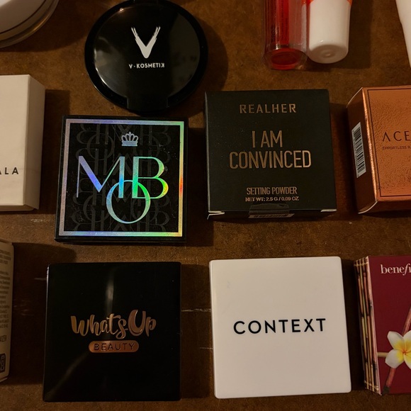 50 items- Makeup Lot- Various Makeup💄 - Picture 11 of 16